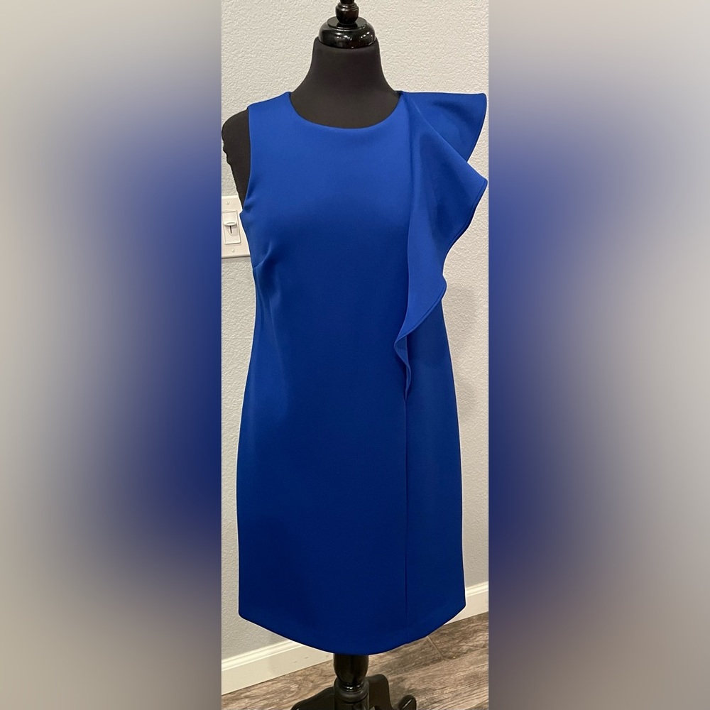 Vince Camuto sleeveless sheath dress